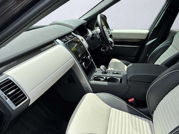 Used Land Rover Discovery 2023 for sale - 78909718: Photo