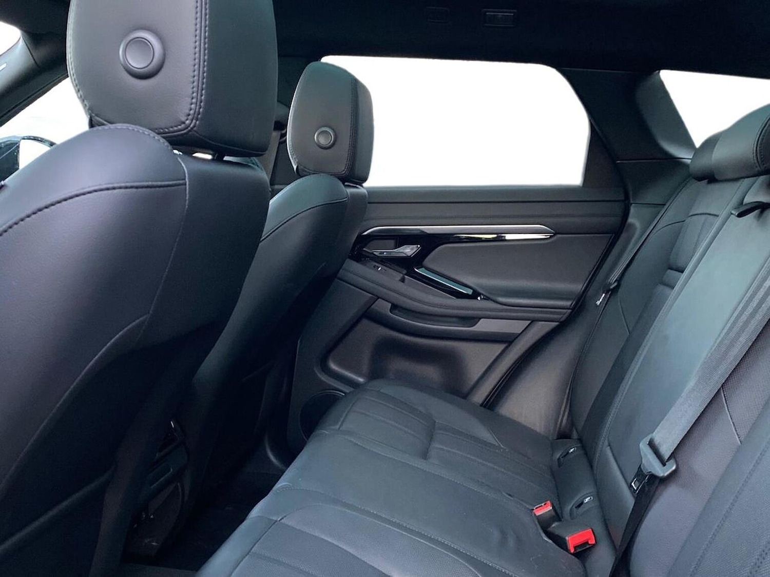 Used Land Rover Range Rover Evoque 2023 for sale - 77790352: Photo 4