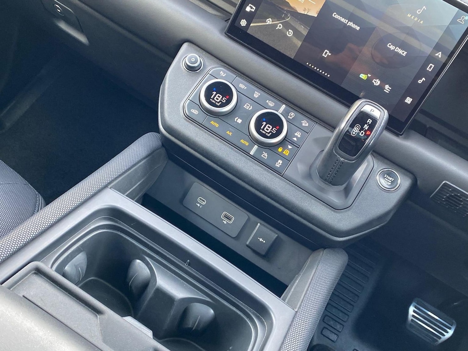 Used Land Rover Defender 2022 for sale - 76392446: Photo 13