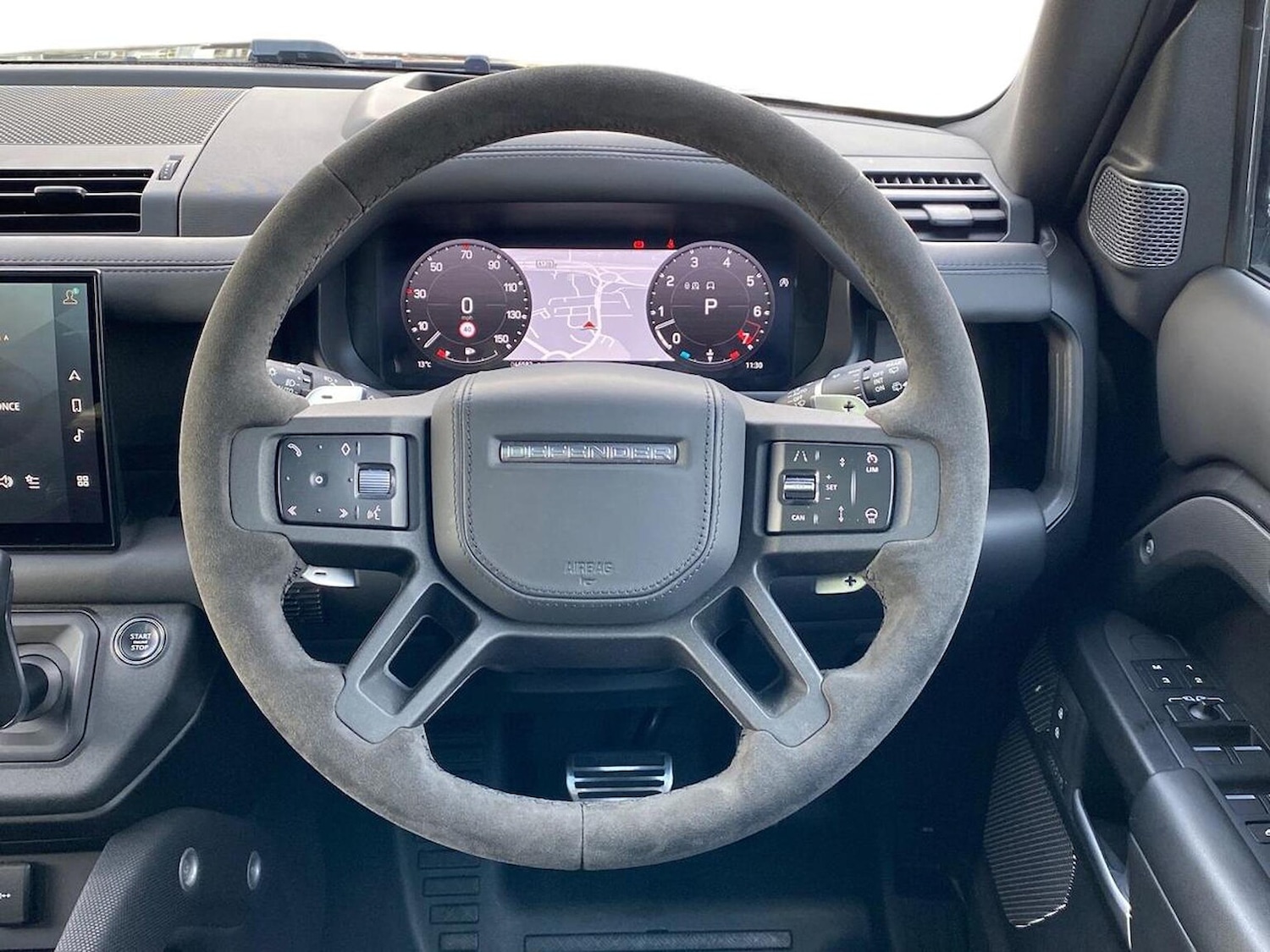 Used Land Rover Defender 2022 for sale - 76392446: Photo 15