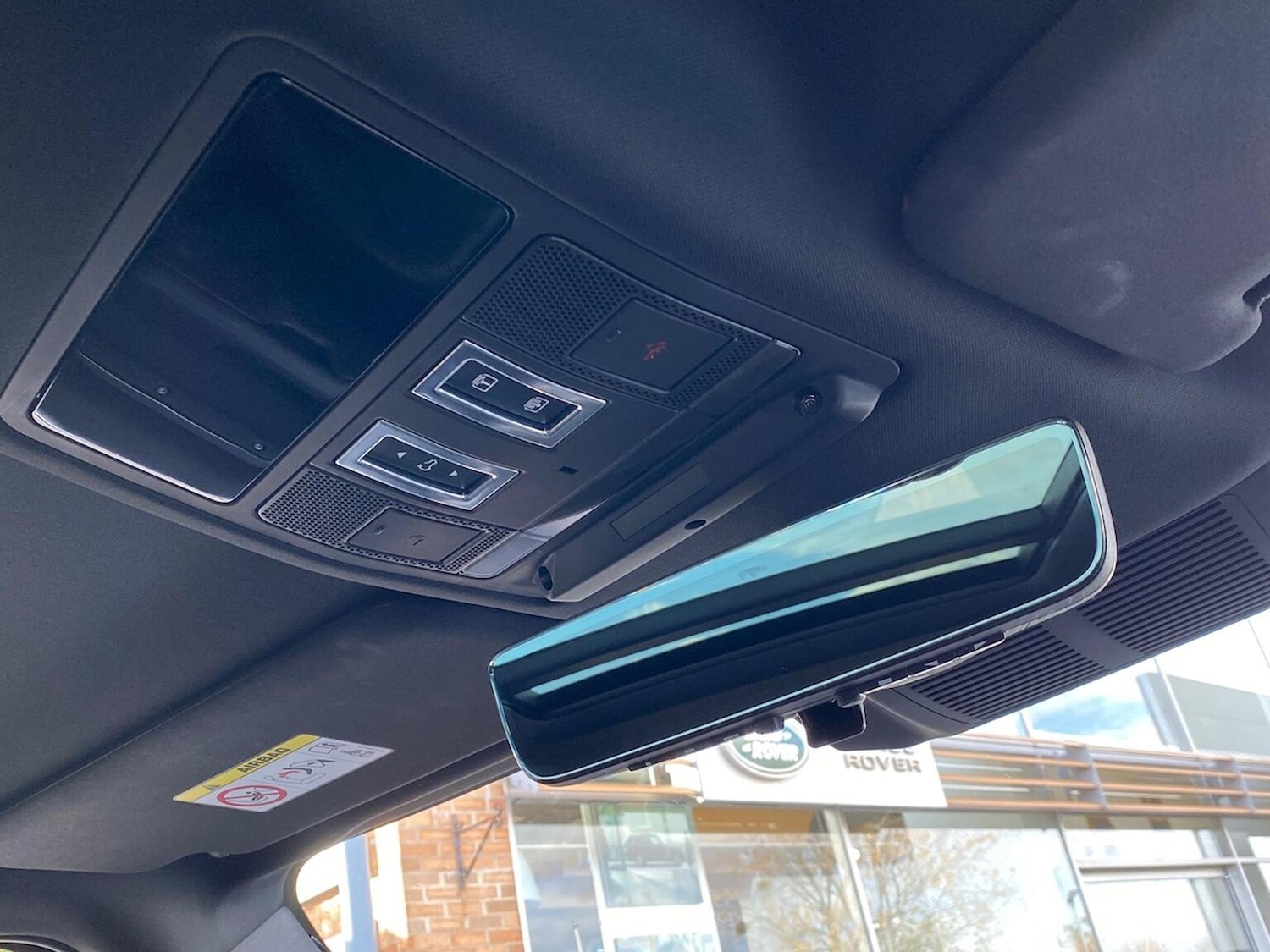 Used Land Rover Defender 2022 for sale - 76392446: Photo 23