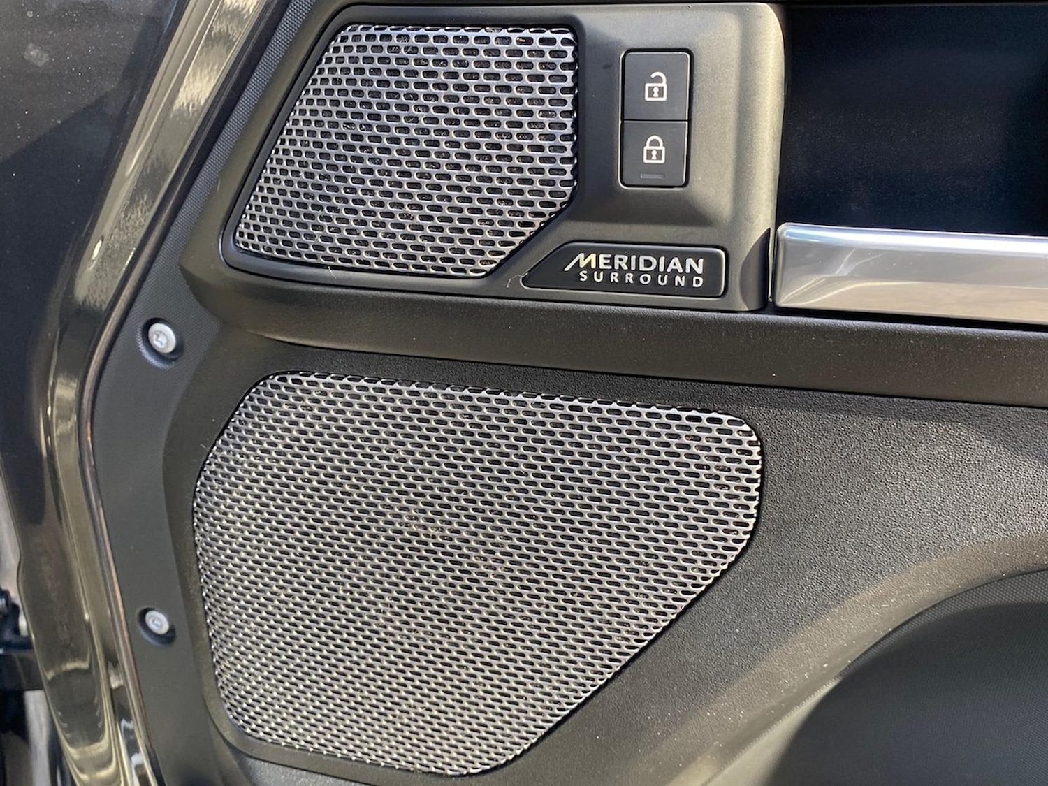 Used Land Rover Defender 2022 for sale - 76392446: Photo 24