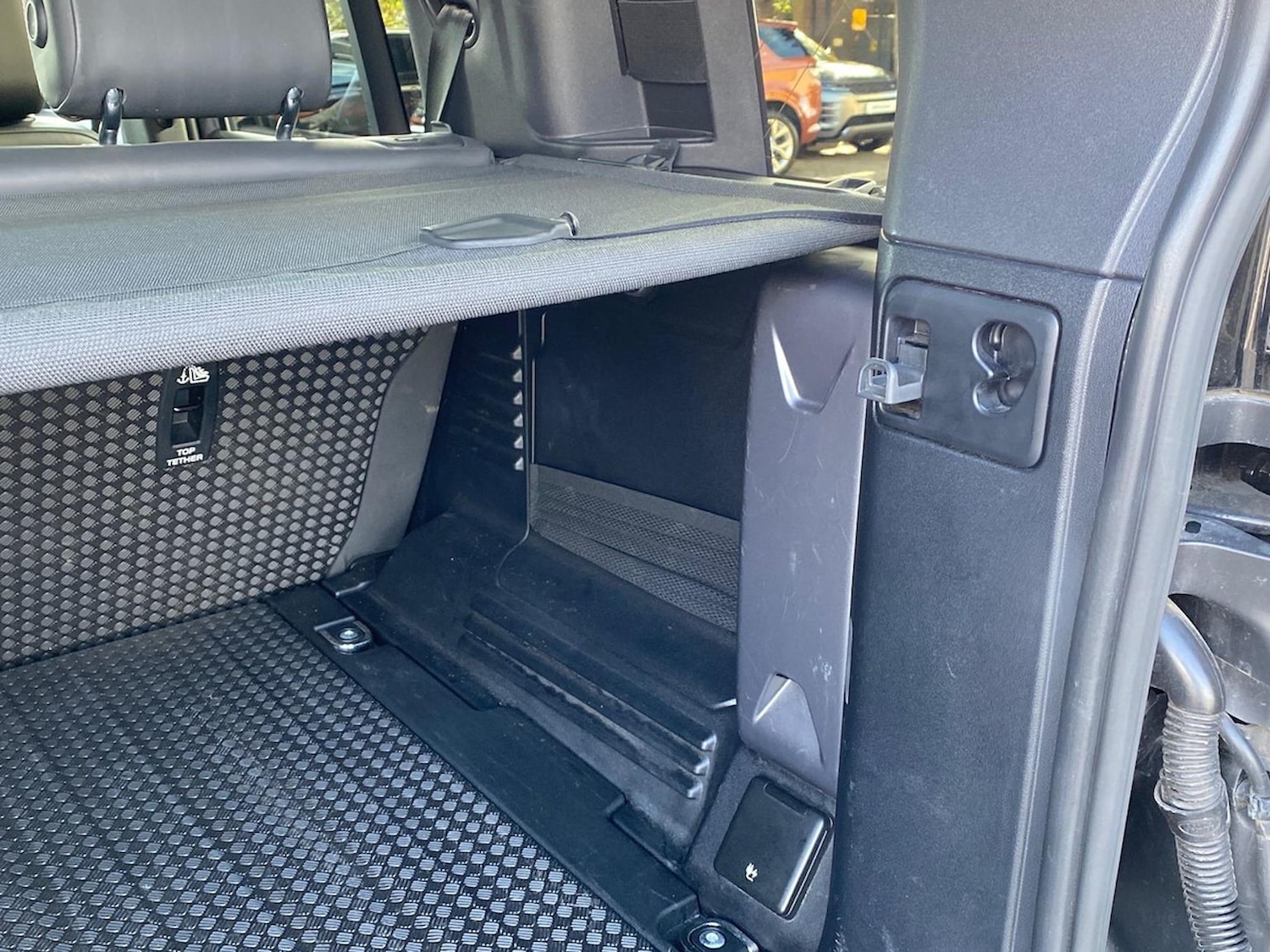 Used Land Rover Defender 2022 for sale - 76392446: Photo 27