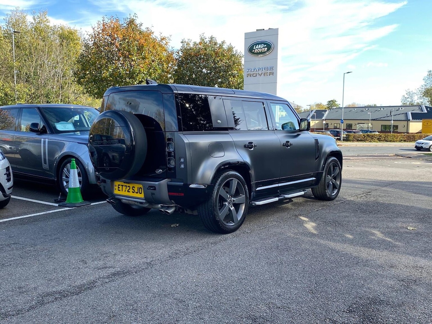 Used Land Rover Defender 2022 for sale - 76392446: Photo 29