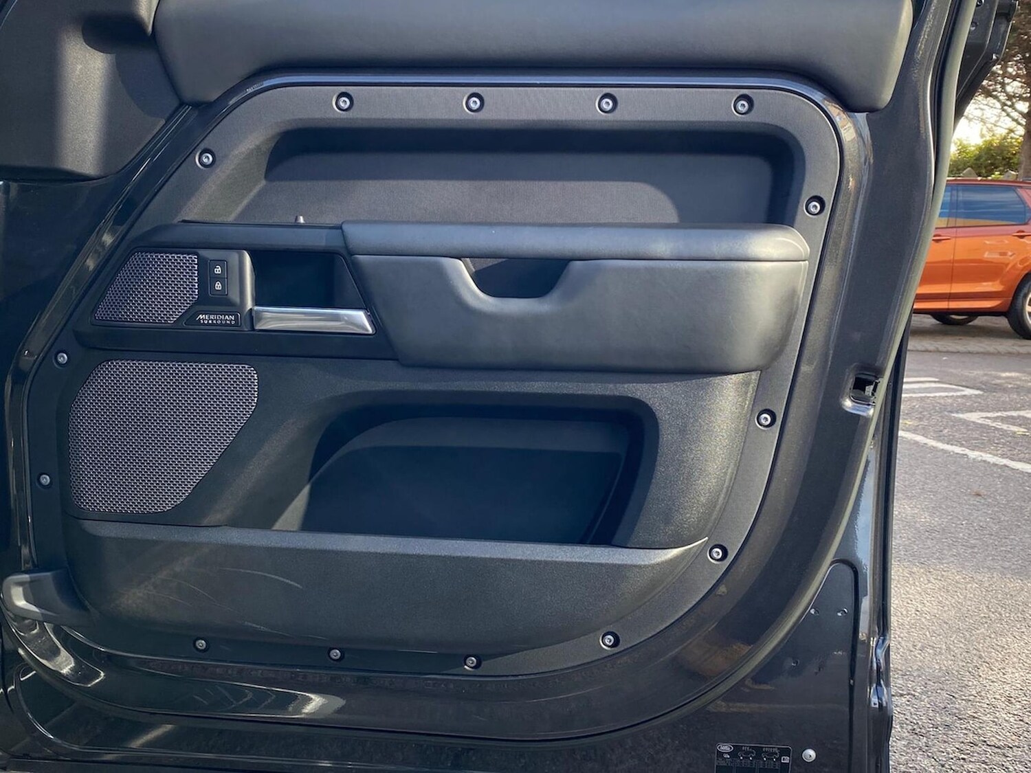 Used Land Rover Defender 2022 for sale - 76392446: Photo 36