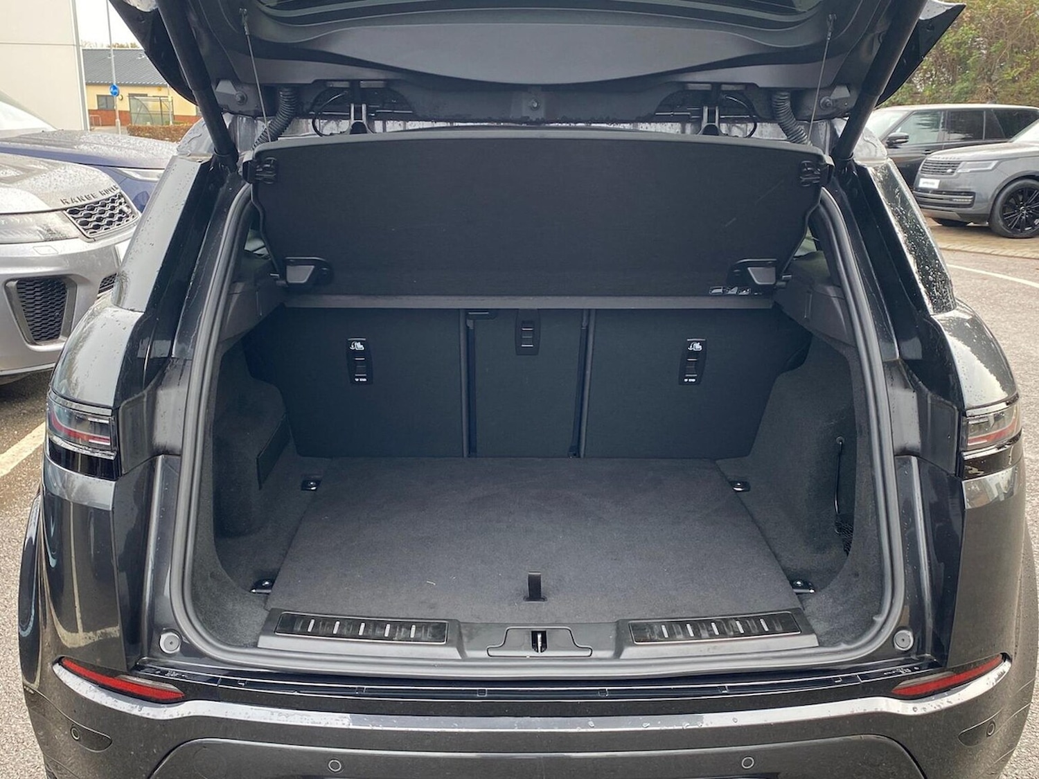 Used Land Rover Range Rover Evoque 2024 for sale - 76663809: Photo 10