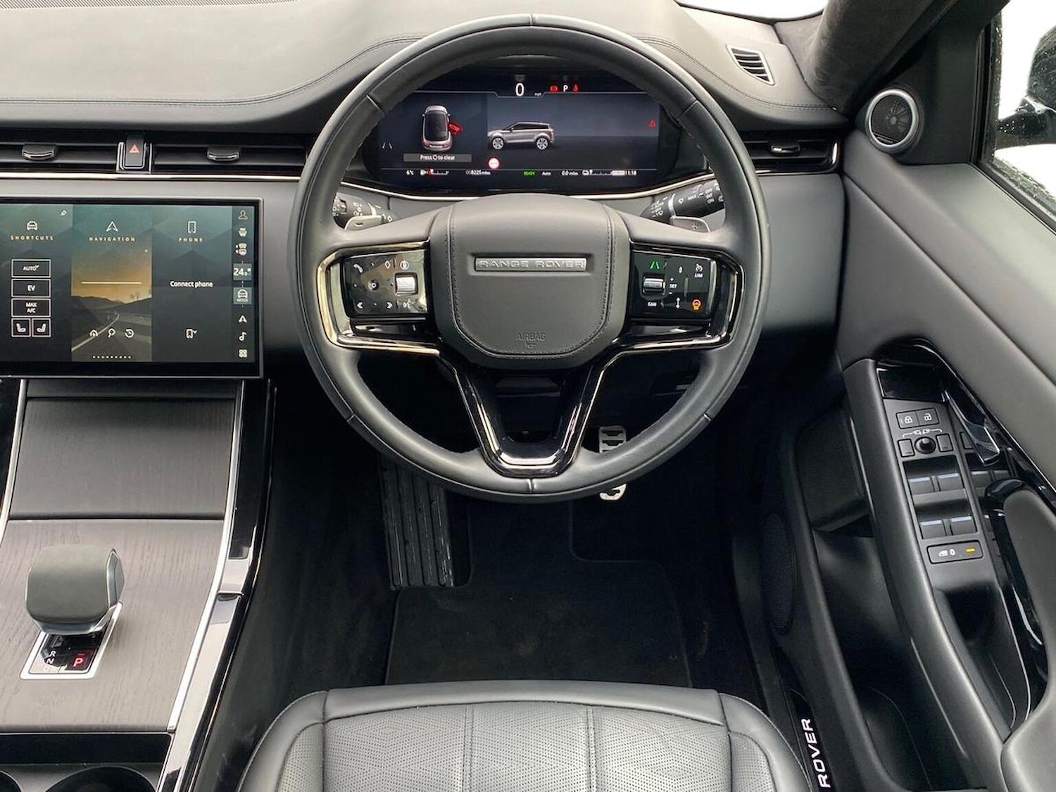 Used Land Rover Range Rover Evoque 2024 for sale - 76663809: Photo 15