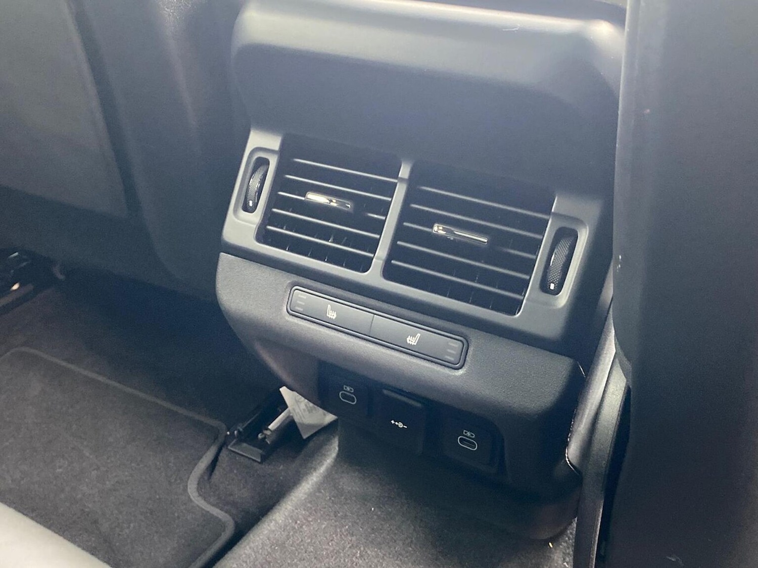 Used Land Rover Range Rover Evoque 2024 for sale - 76663809: Photo 18