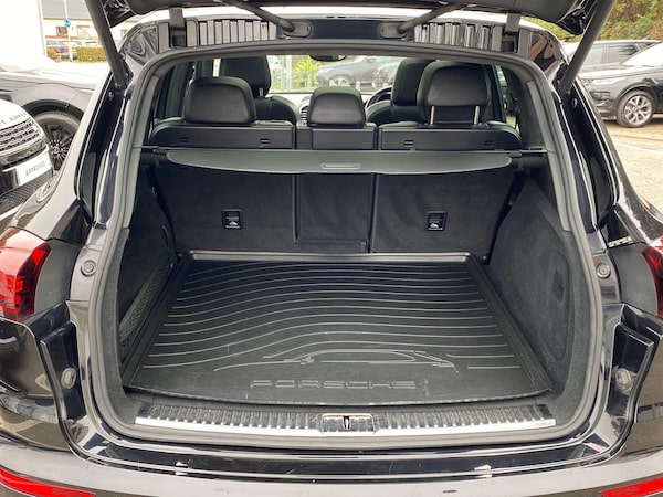 Used Porsche Cayenne 2017 for sale - 76300803: Photo 10