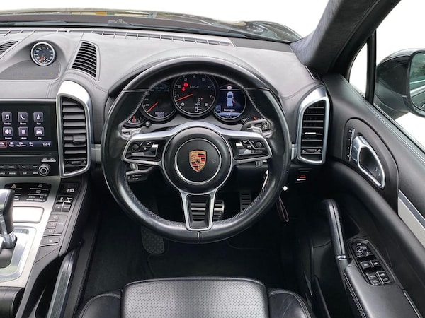 Used Porsche Cayenne 2017 for sale - 76300803: Photo 15