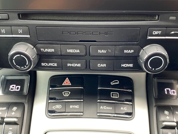 Used Porsche Cayenne 2017 for sale - 76300803: Photo 35