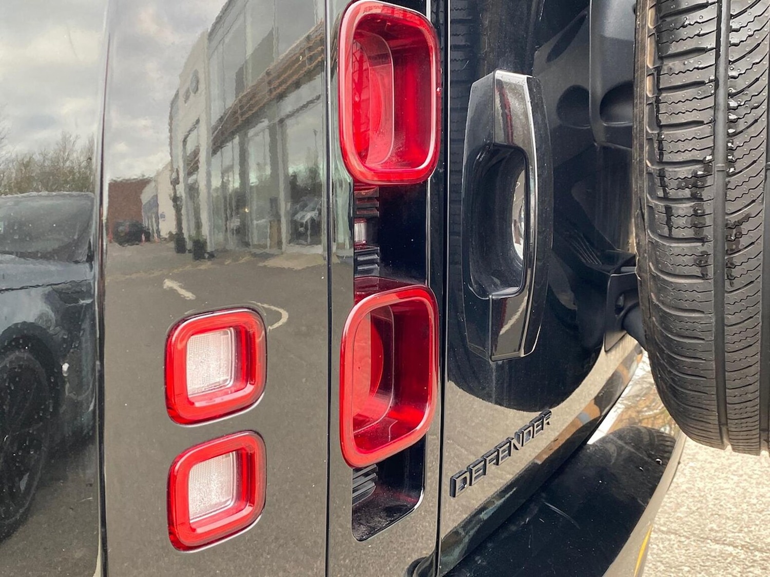 Used Land Rover Defender 2022 for sale - 76637803: Photo 19