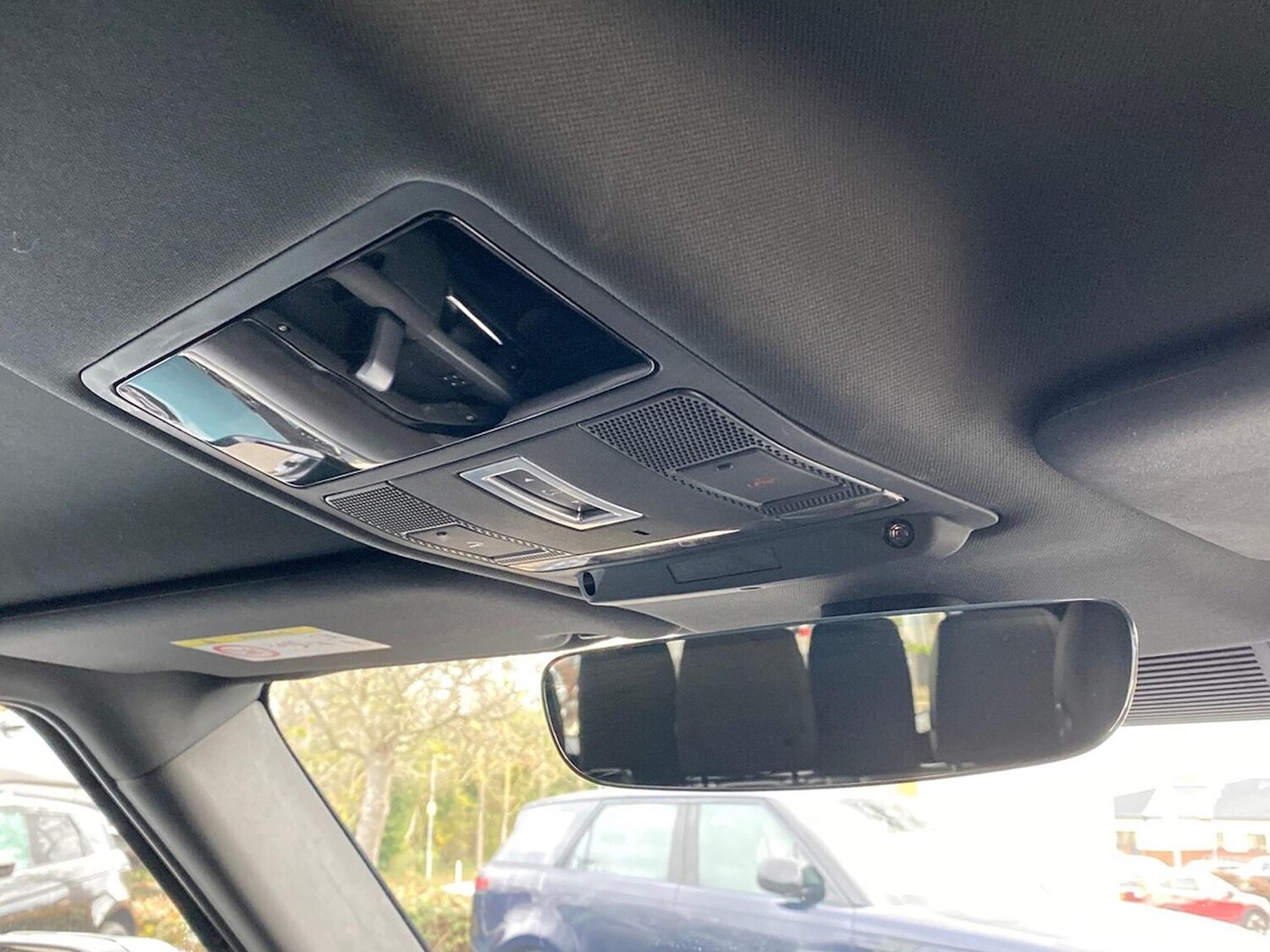 Used Land Rover Defender 2022 for sale - 76637803: Photo 23