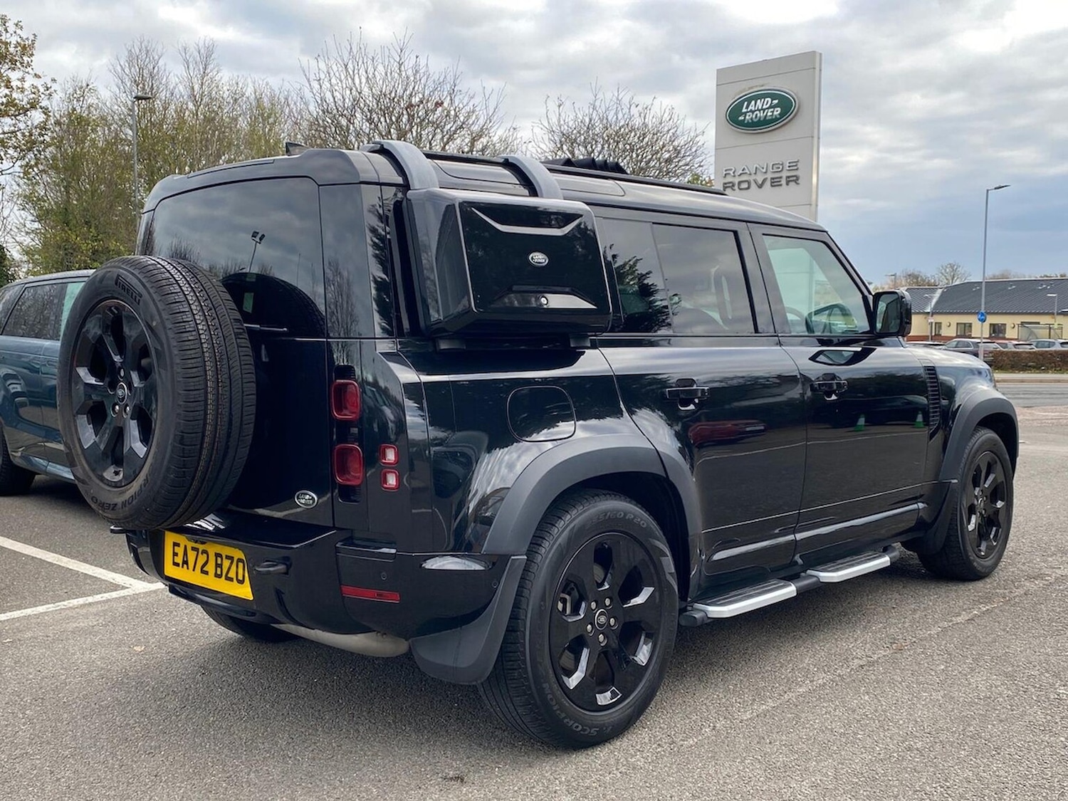 Used Land Rover Defender 2022 for sale - 76637803: Photo 27