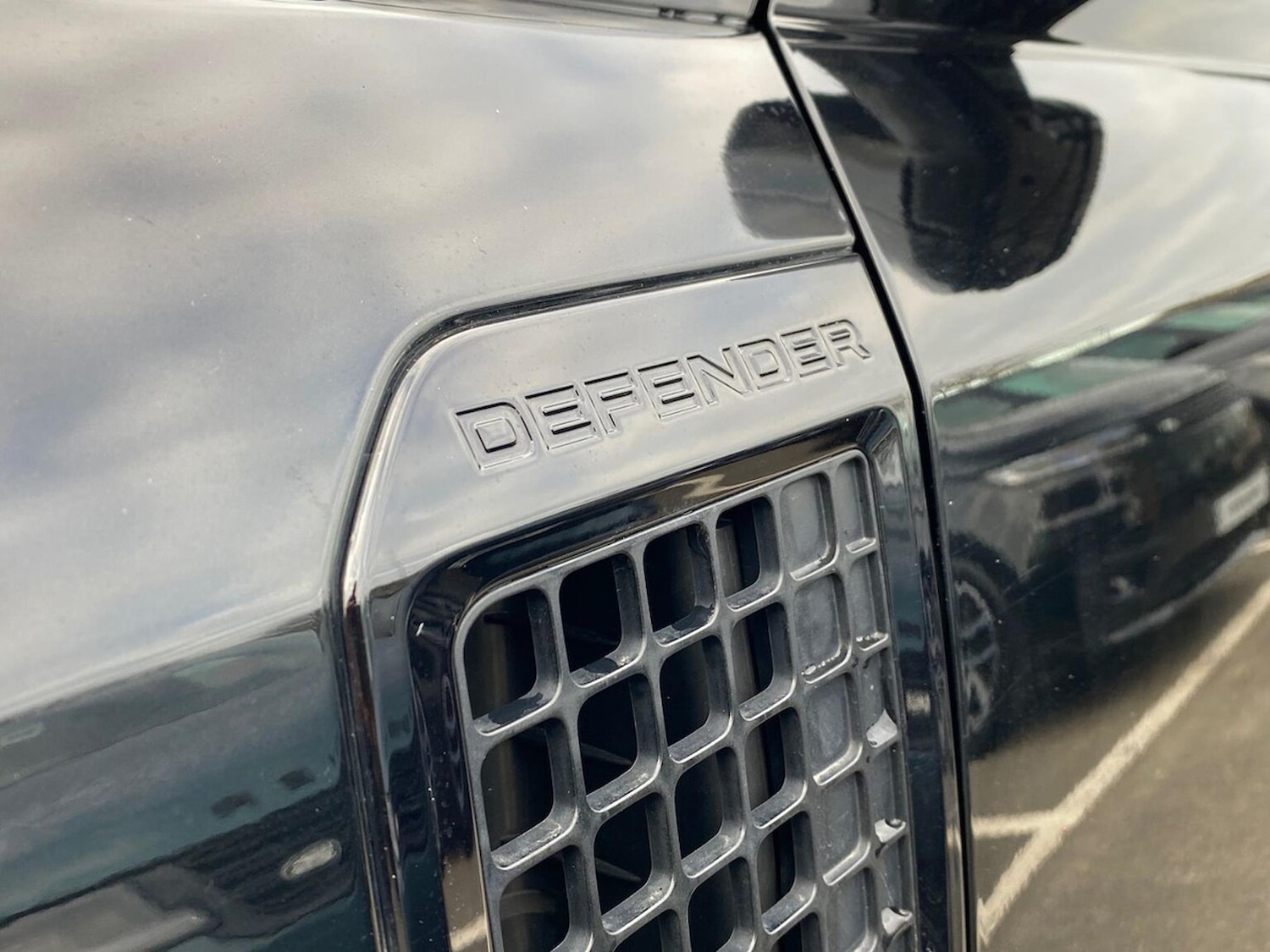 Used Land Rover Defender 2022 for sale - 76637803: Photo 33