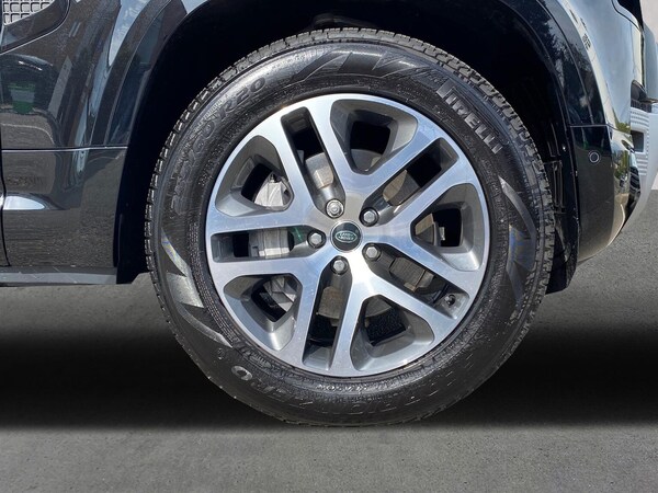 Used Land Rover Defender 2024 for sale - 75517968: Photo 8