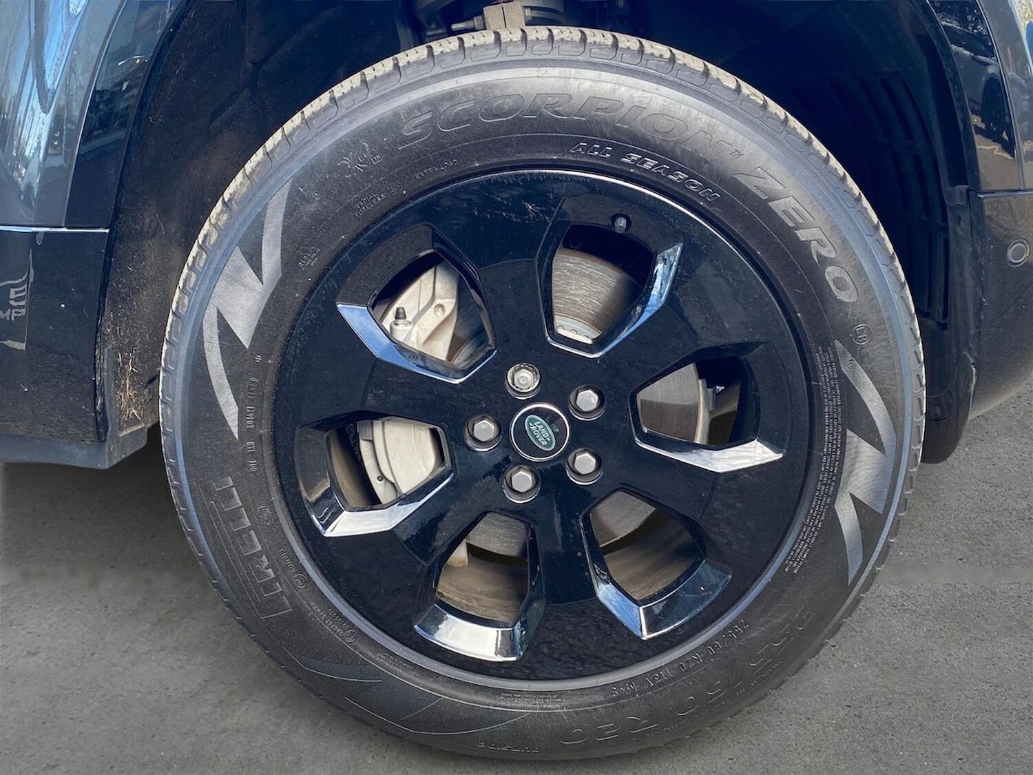 Used Land Rover Defender 2023 for sale - 78193613: Photo 10