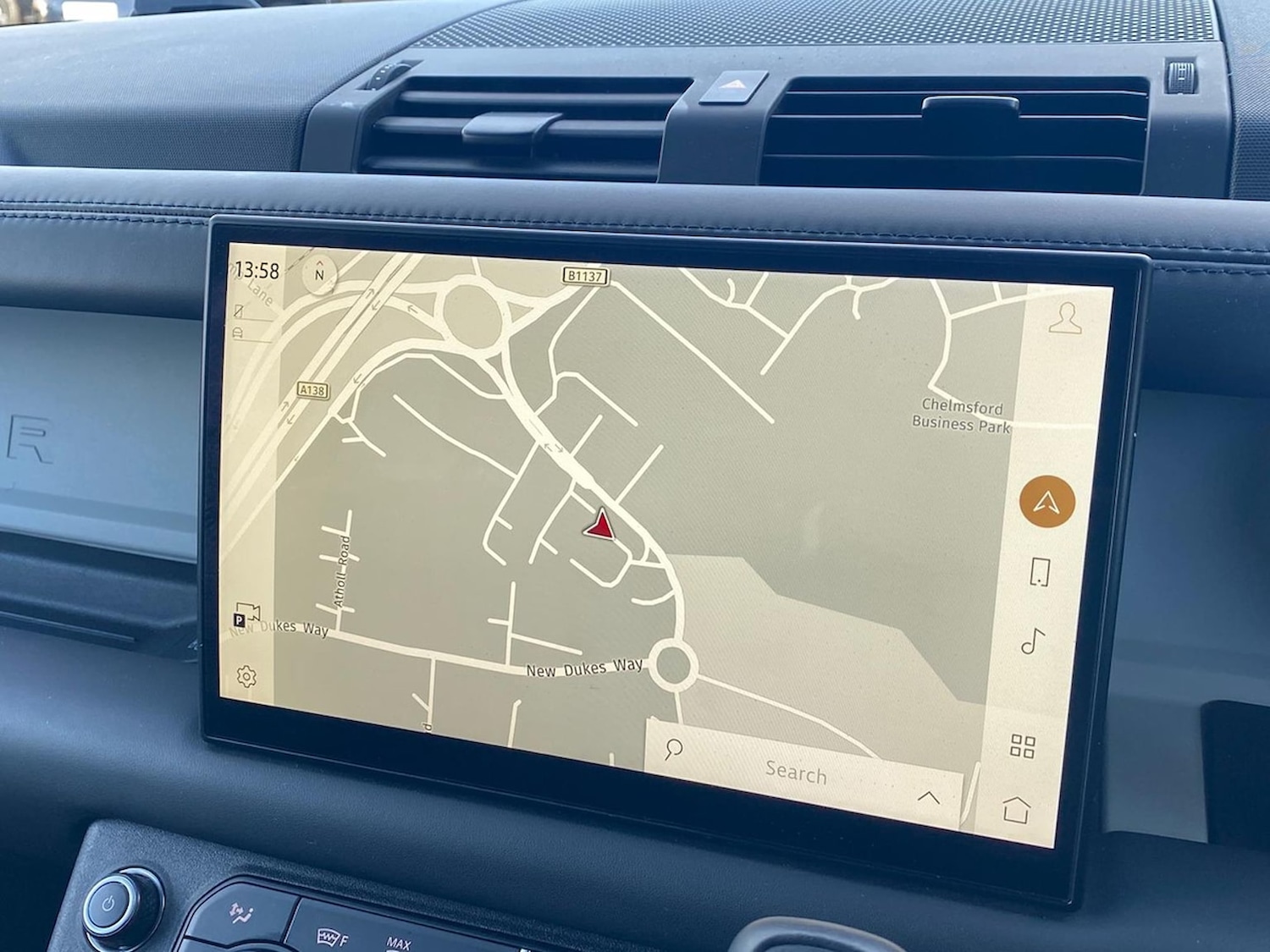 Used Land Rover Defender 2023 for sale - 78193613: Photo 13