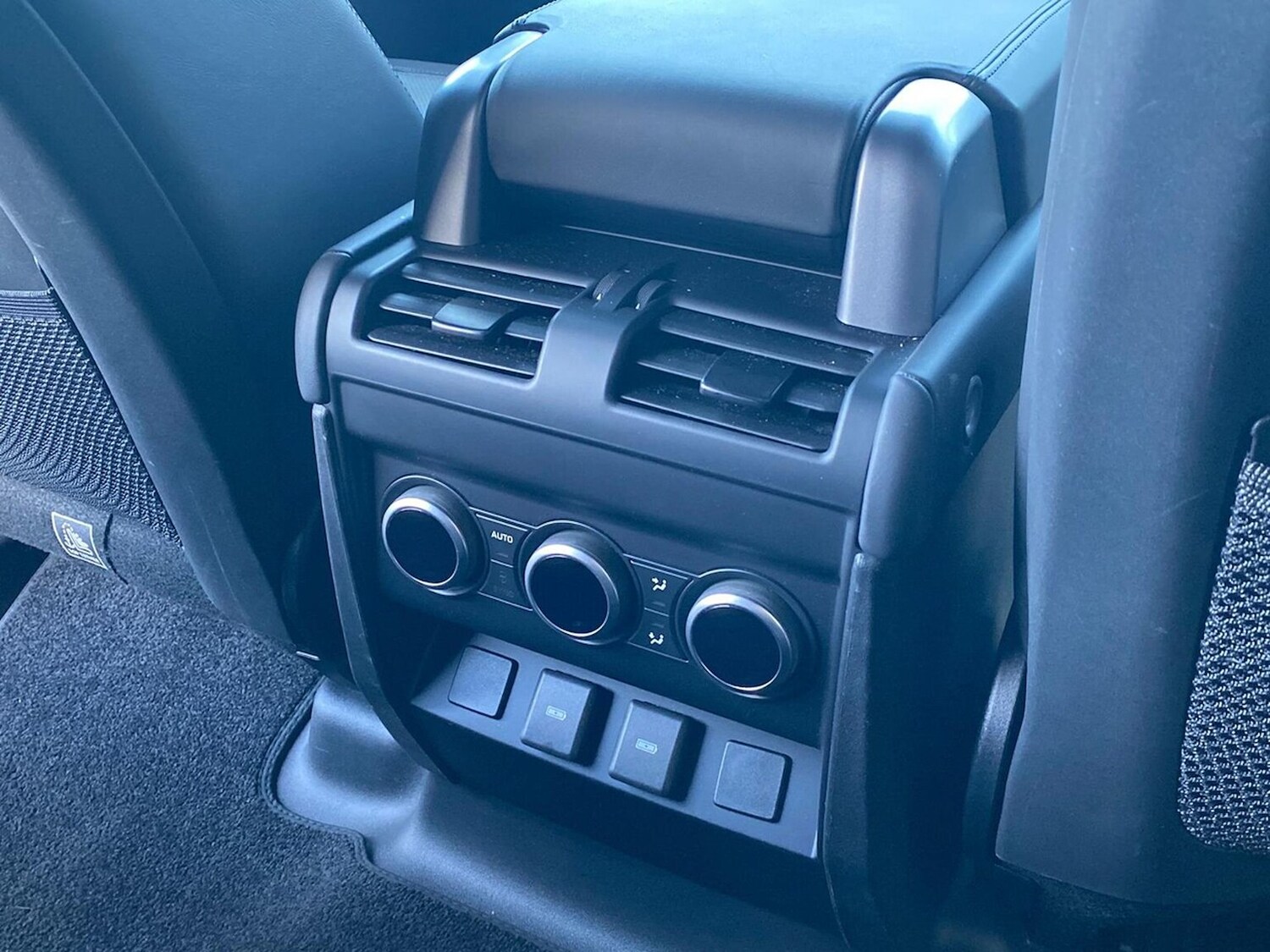 Used Land Rover Defender 2023 for sale - 78193613: Photo 20