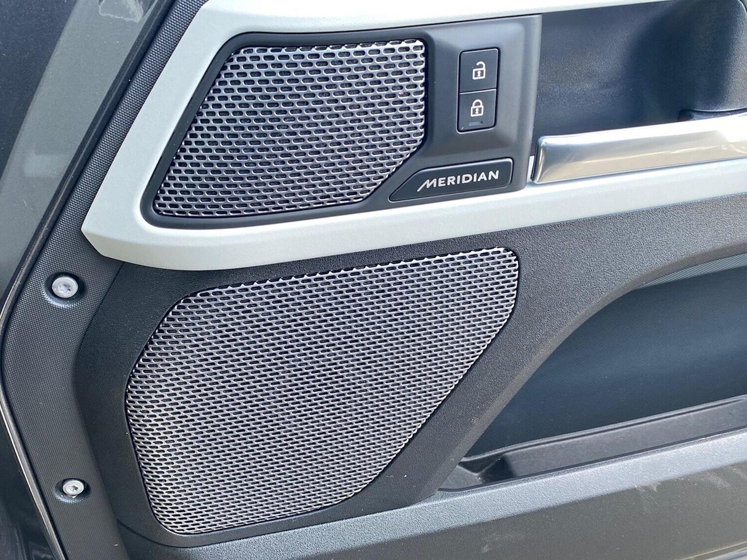 Used Land Rover Defender 2023 for sale - 78193613: Photo 26