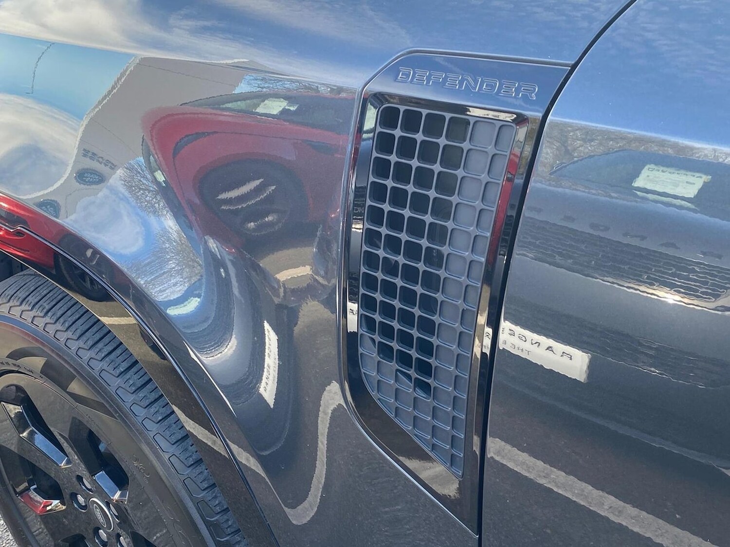 Used Land Rover Defender 2023 for sale - 78193613: Photo 30