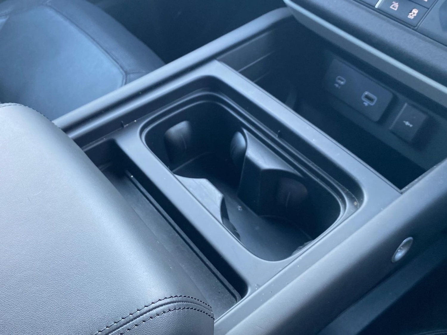 Used Land Rover Defender 2023 for sale - 78193613: Photo 35