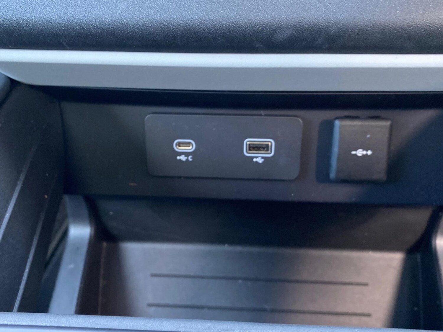 Used Land Rover Defender 2023 for sale - 78193613: Photo 42