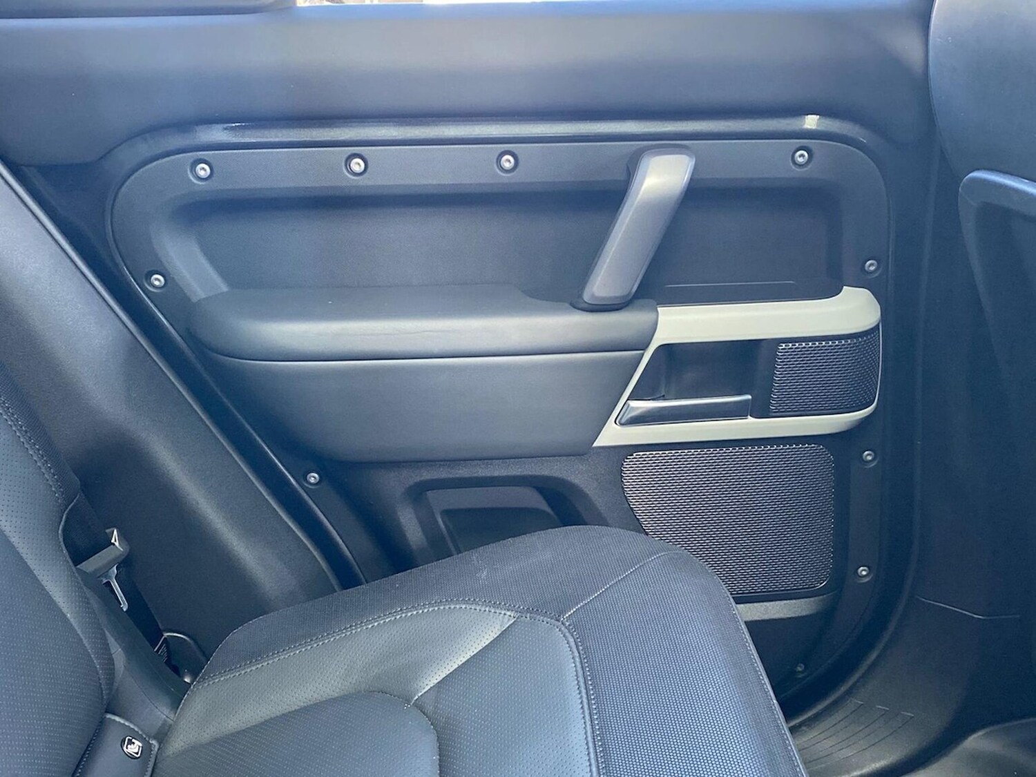 Used Land Rover Defender 2023 for sale - 78193613: Photo 47