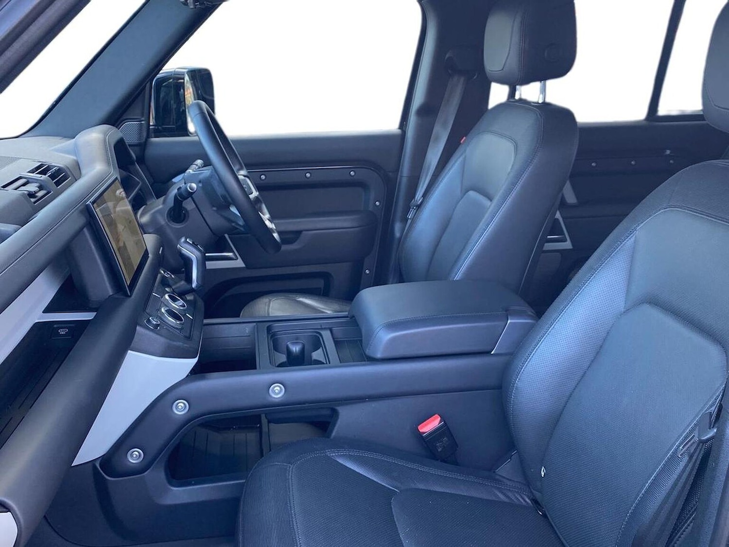 Used Land Rover Defender 2023 for sale - 78193613: Photo 5