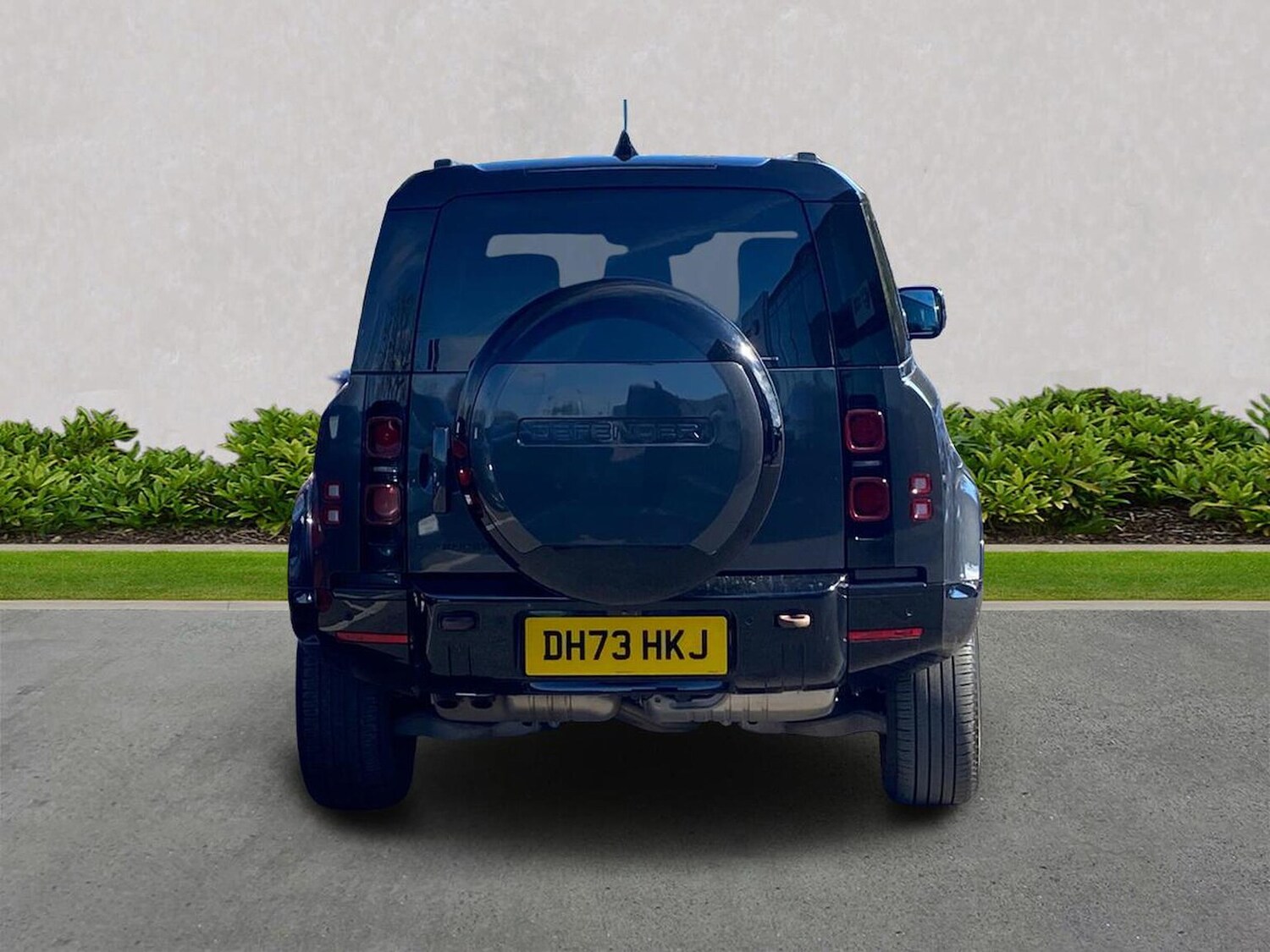 Used Land Rover Defender 2023 for sale - 78193613: Photo 8