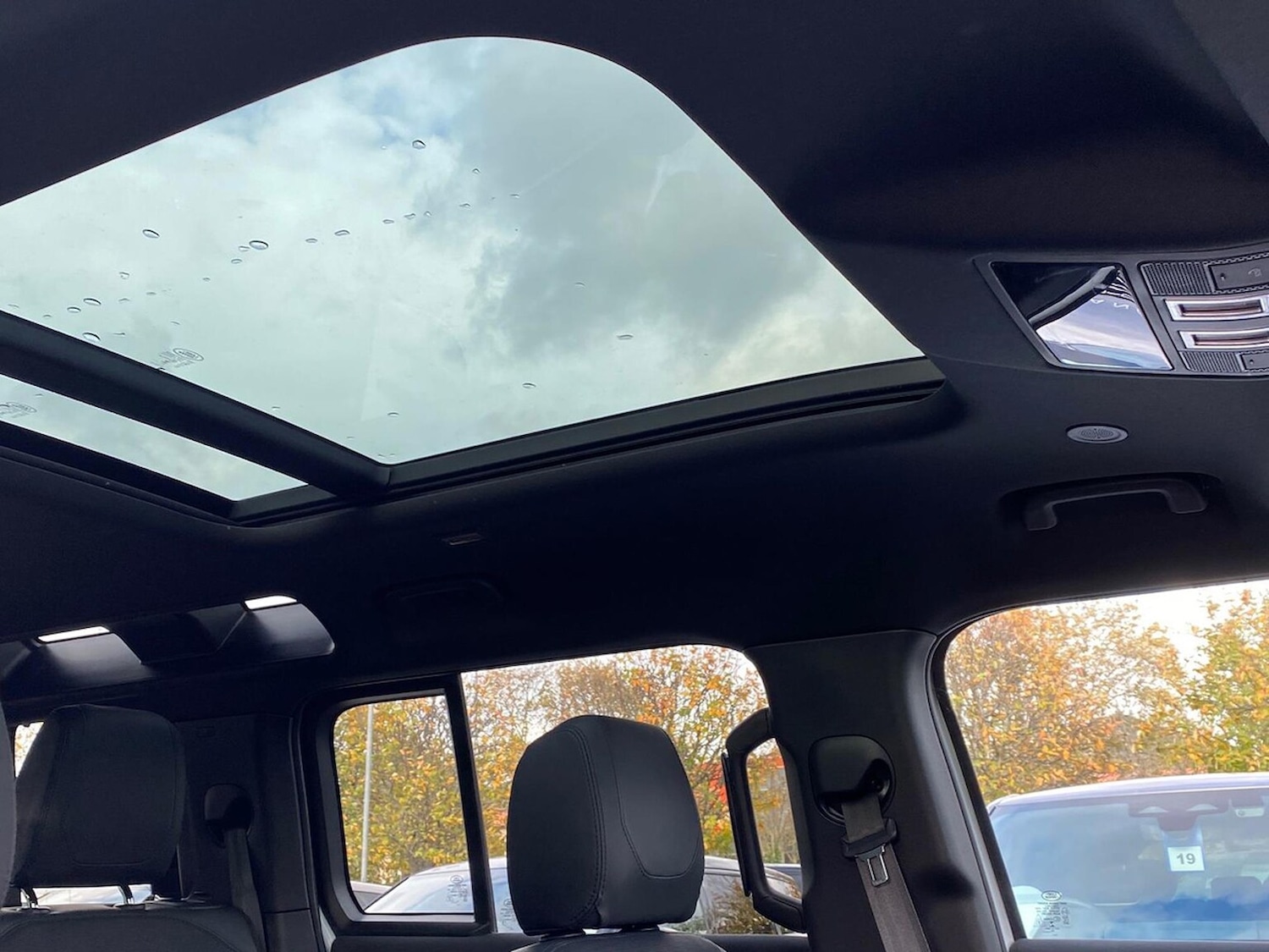 Used Land Rover Defender 2022 for sale - 76396957: Photo 21