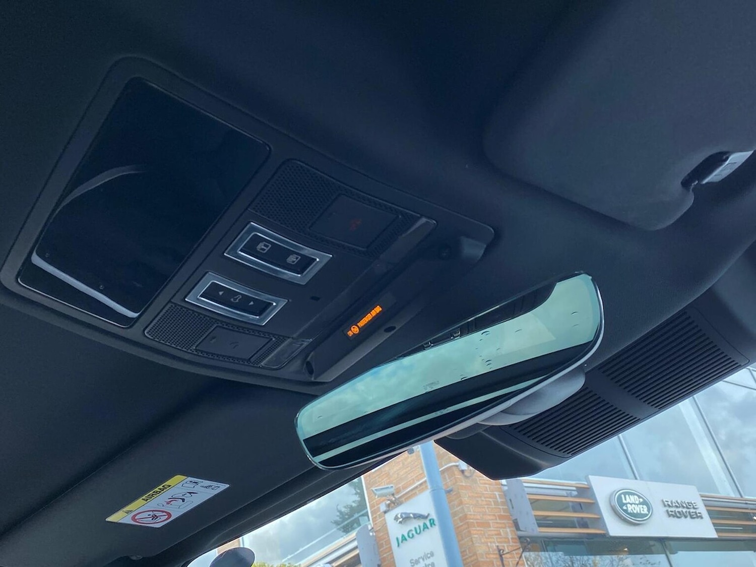 Used Land Rover Defender 2022 for sale - 76396957: Photo 23