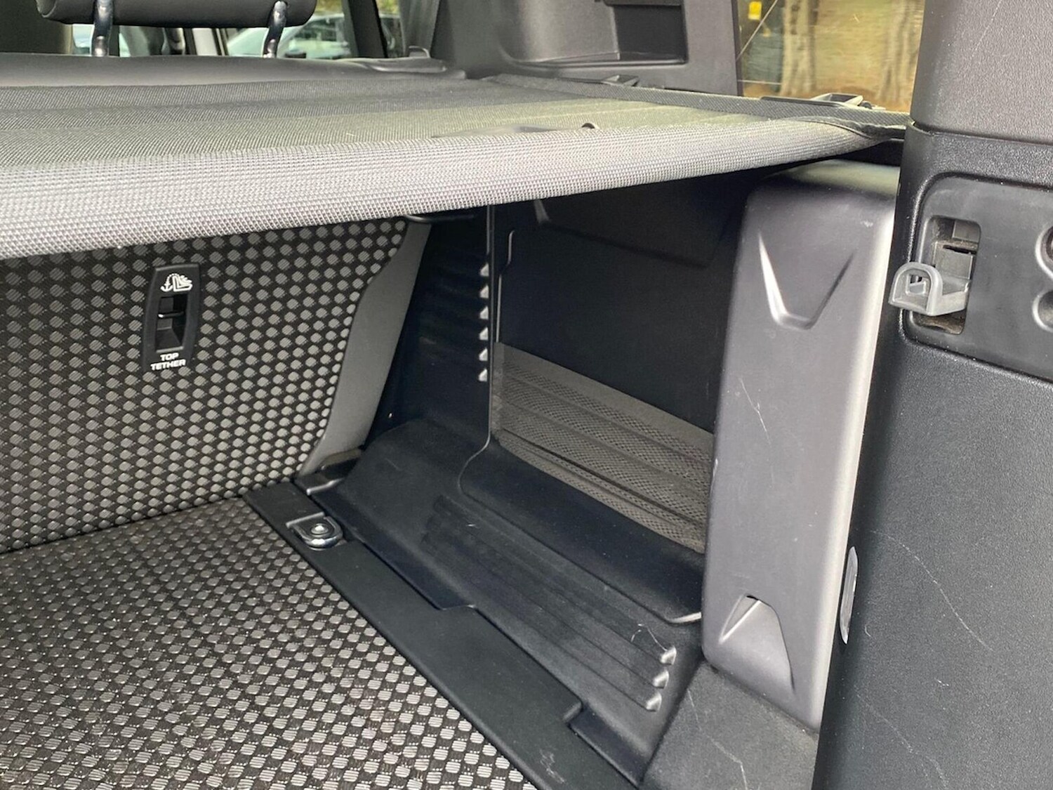 Used Land Rover Defender 2022 for sale - 76396957: Photo 27