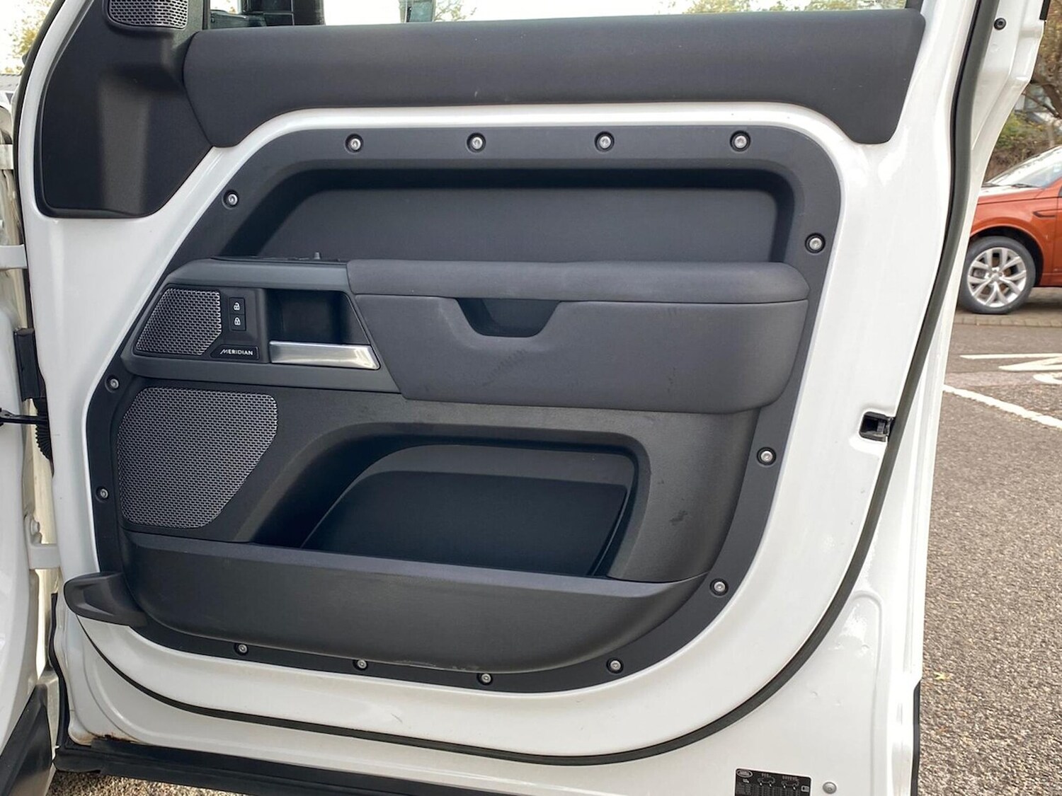 Used Land Rover Defender 2022 for sale - 76396957: Photo 36