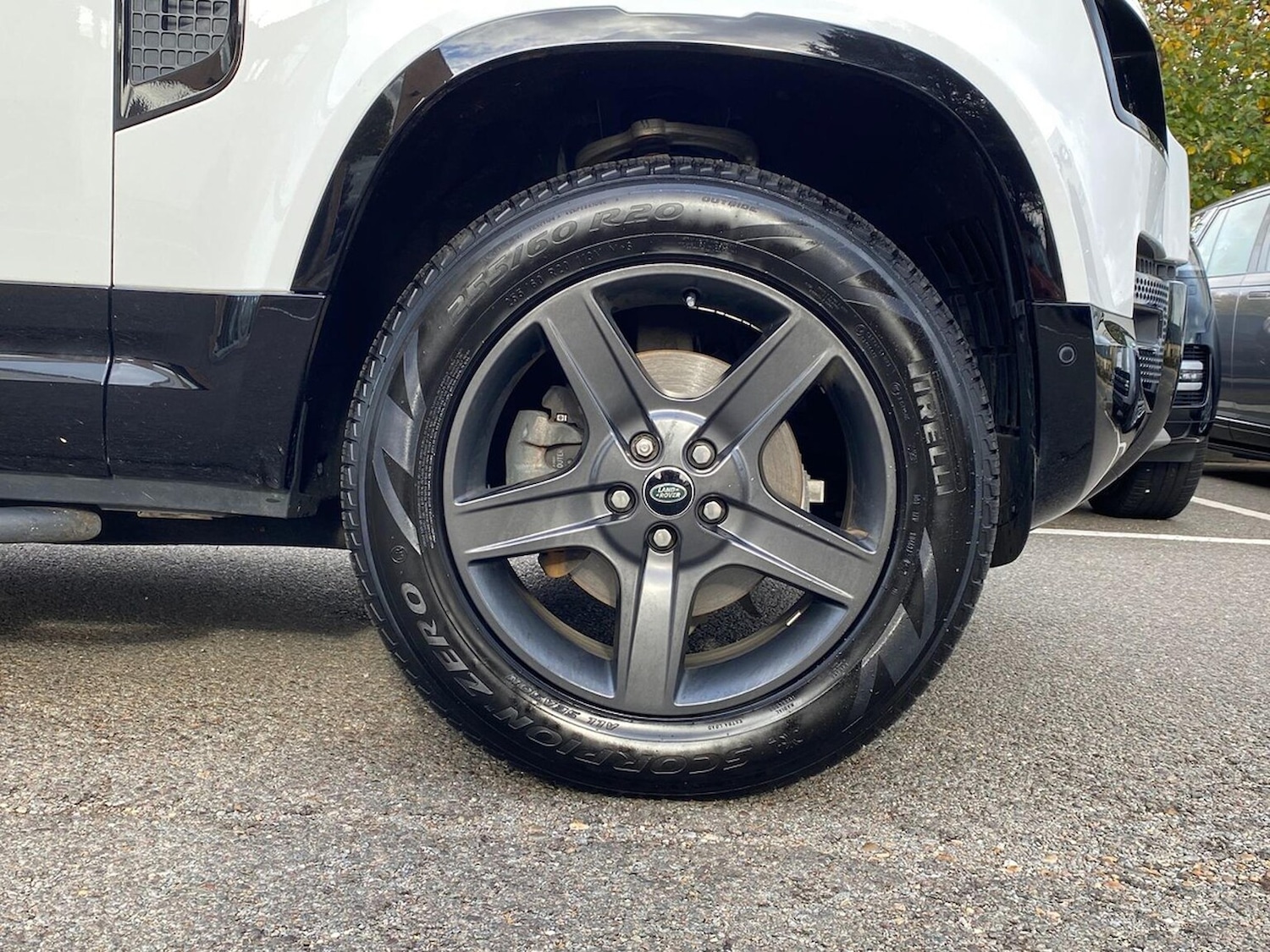 Used Land Rover Defender 2022 for sale - 76396957: Photo 8