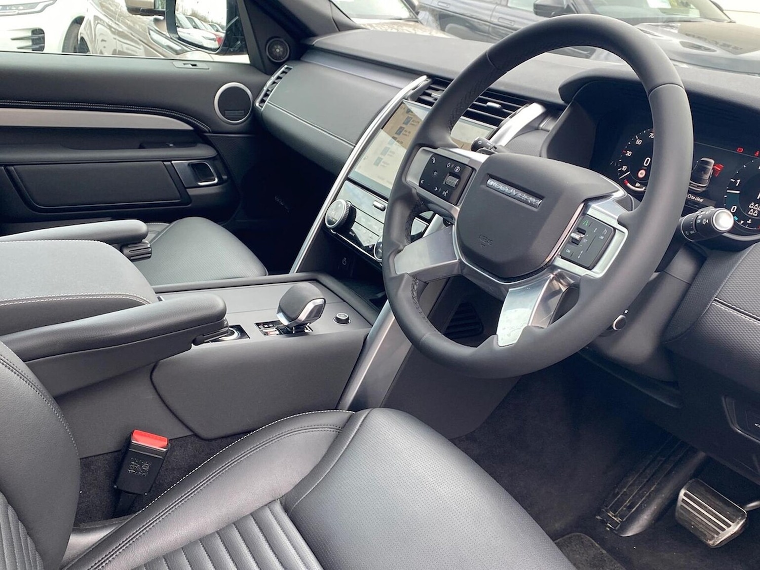 Used Land Rover Discovery 2025 for sale - 77891693: Photo 36