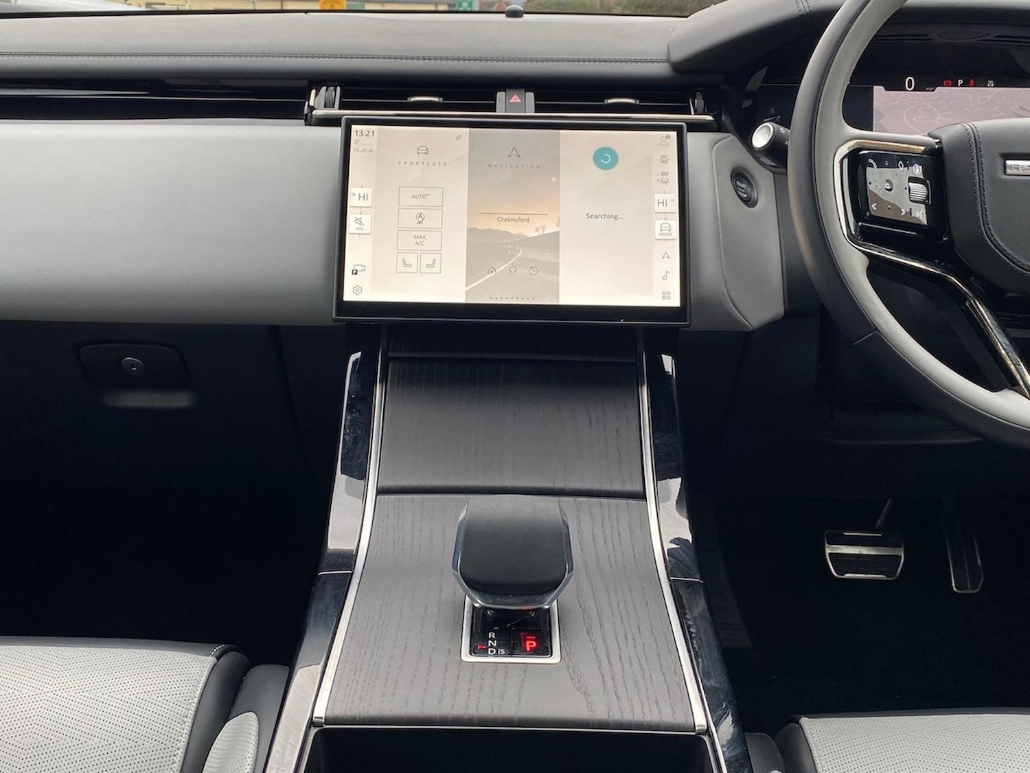 Used Land Rover Range Rover Velar 2024 for sale - 77028144: Photo 16