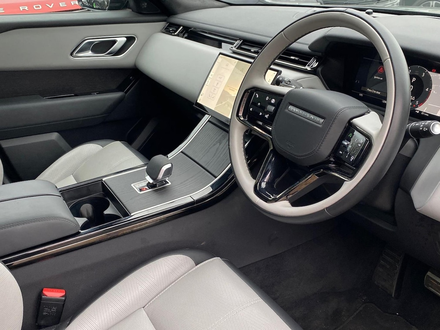 Used Land Rover Range Rover Velar 2024 for sale - 77028144: Photo 32