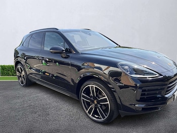 Used Porsche Cayenne 2022 for sale - 79091435: Photo
