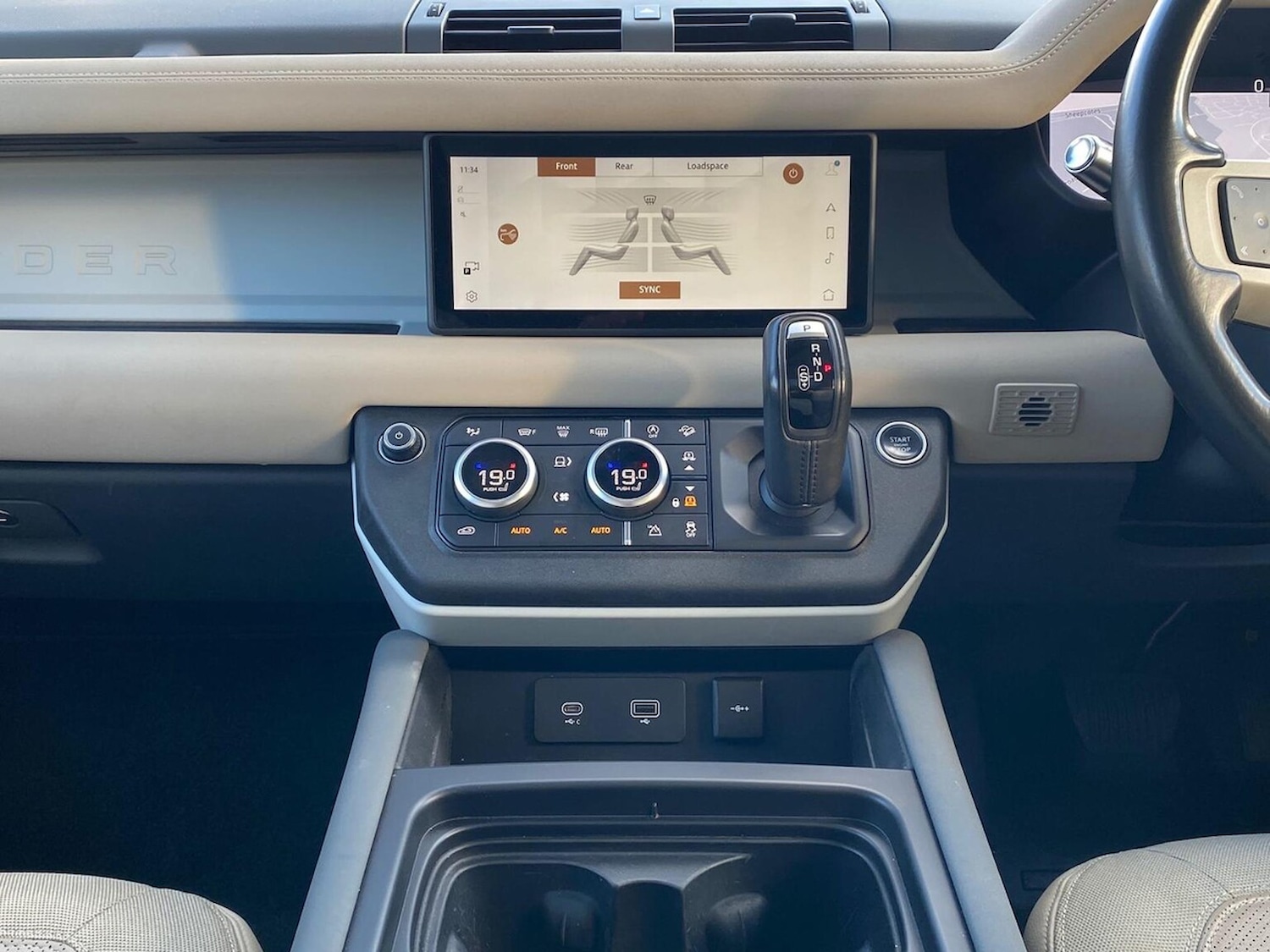 Used Land Rover Defender 2020 for sale - 76694616: Photo 14