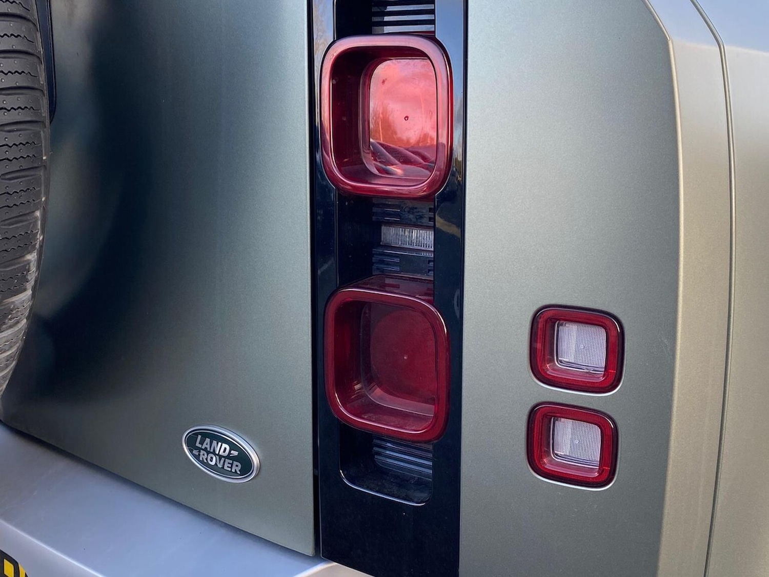 Used Land Rover Defender 2020 for sale - 76694616: Photo 26