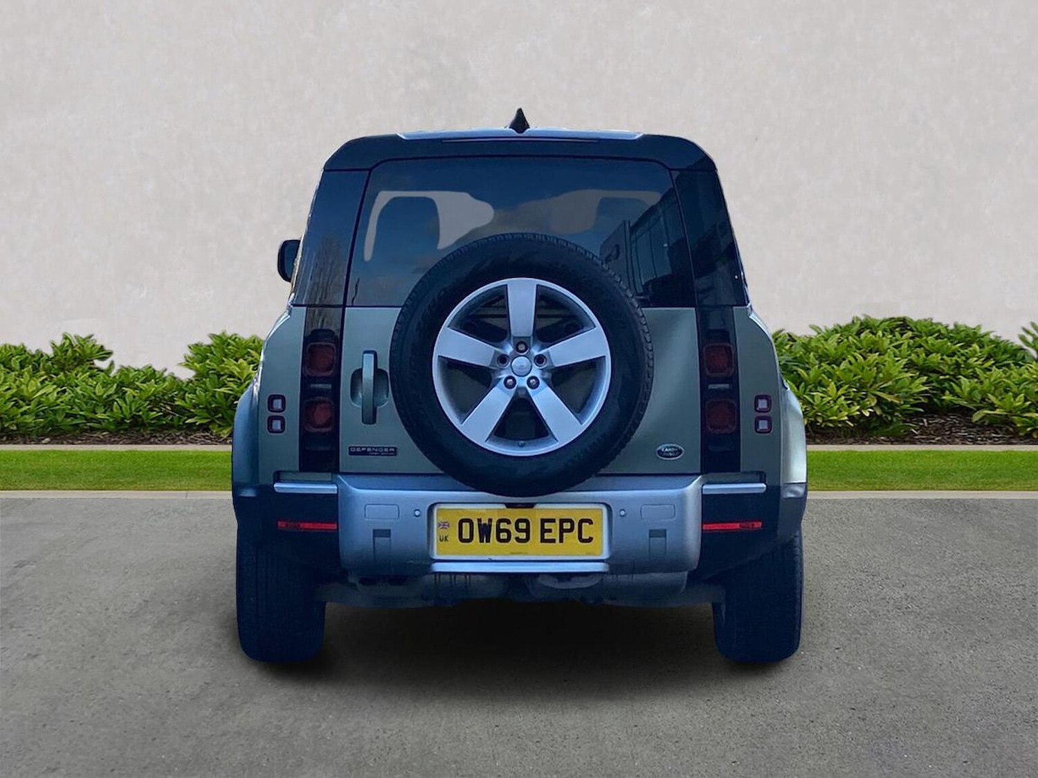 Used Land Rover Defender 2020 for sale - 76694616: Photo 6