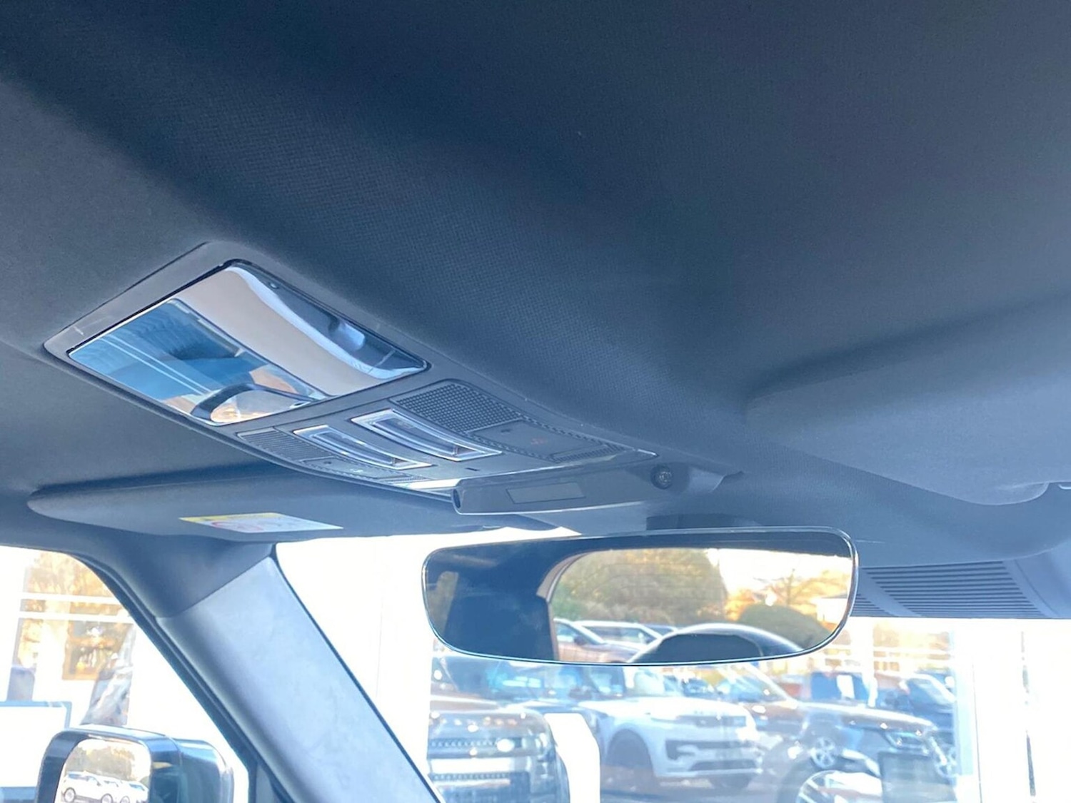 Used Land Rover Defender 2023 for sale - 77676385: Photo 23