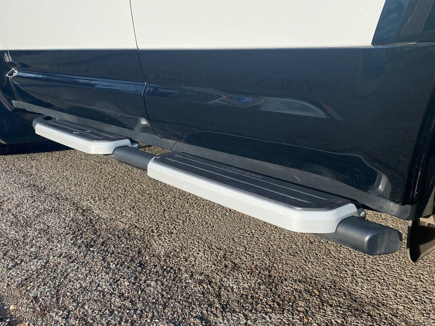 Used Land Rover Defender 2023 for sale - 77676385: Photo 32