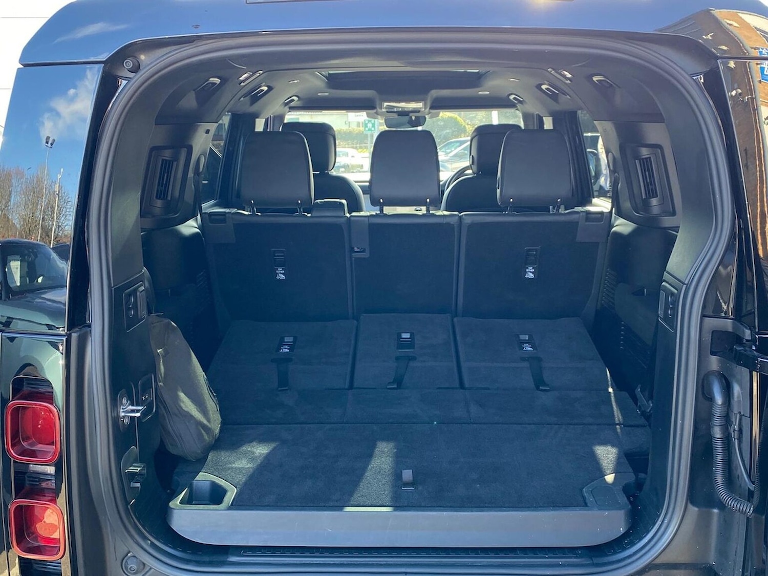 Used Land Rover Defender 2025 for sale - 78144526: Photo 12