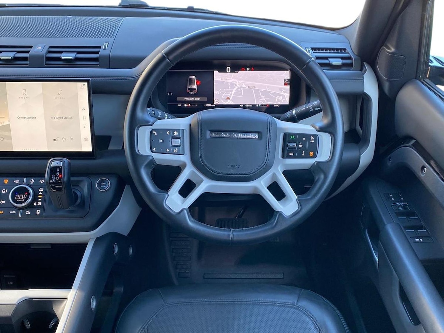 Used Land Rover Defender 2025 for sale - 78144526: Photo 17