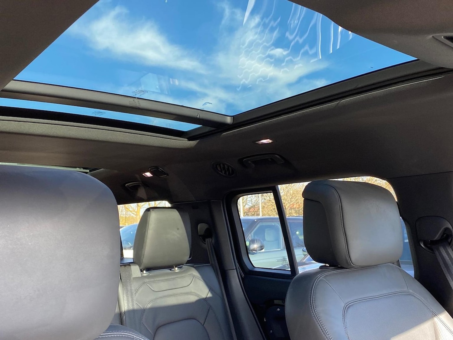 Used Land Rover Defender 2025 for sale - 78144526: Photo 23