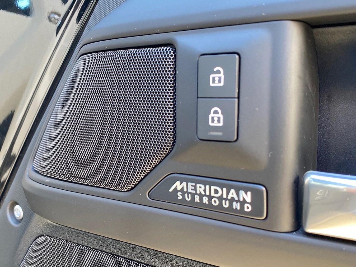 Used Land Rover Defender 2025 for sale - 78144526: Photo 26