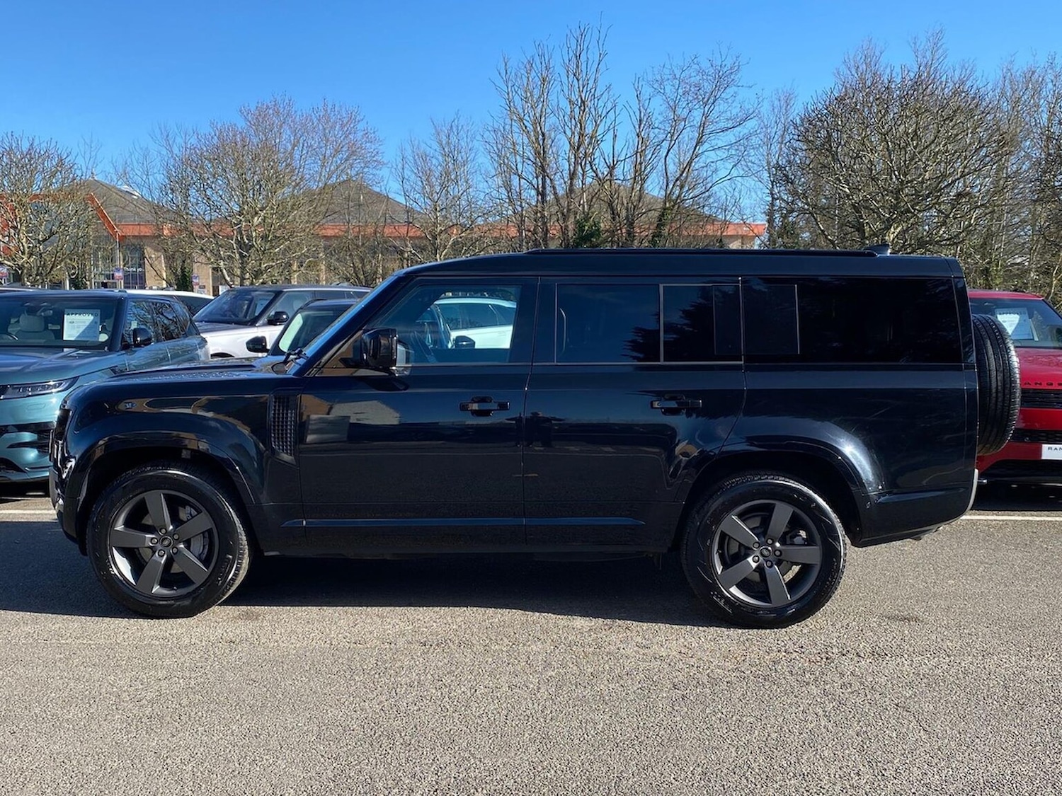 Used Land Rover Defender 2025 for sale - 78144526: Photo 33