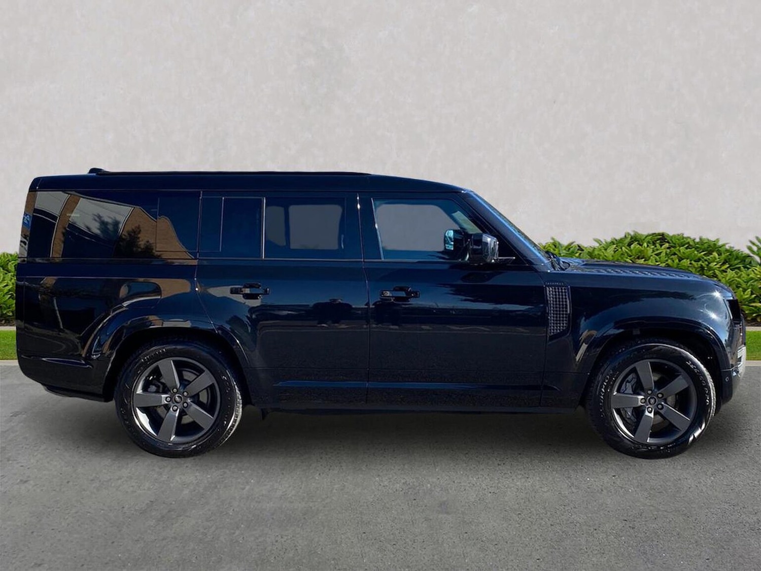 Used Land Rover Defender 2025 for sale - 78144526: Photo 7